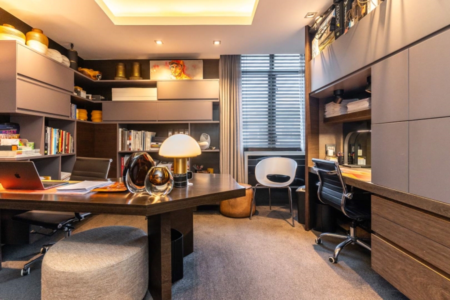 3 Bedroom Property for Sale in Green Point Western Cape